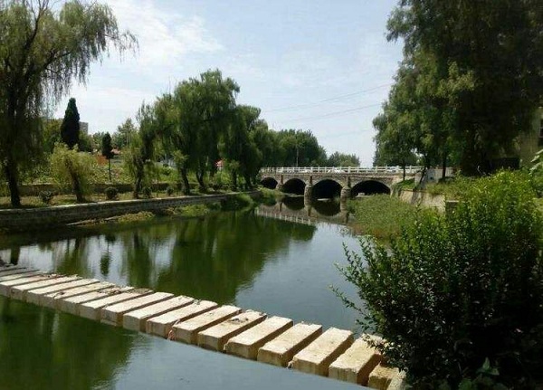 <b>黑臭水體治理設備</b>